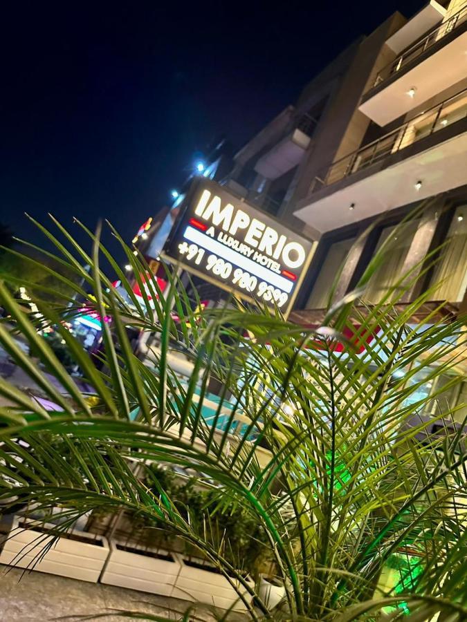 Hotel The Imperio New Delhi Exterior photo